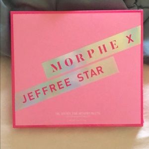 Morphs x Jeffree Star eyeshadow palette